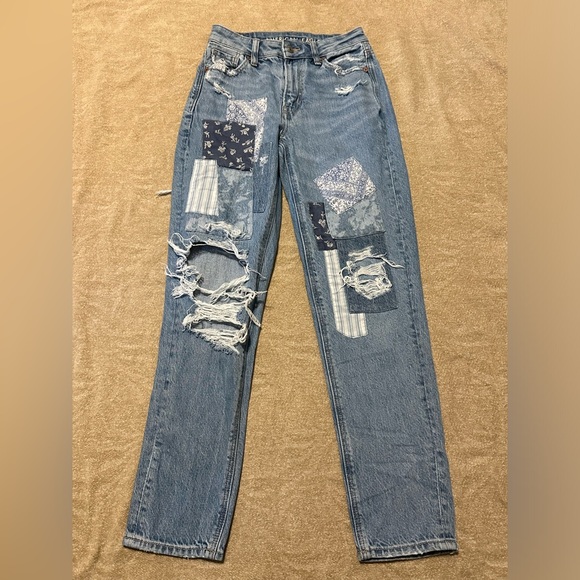 Women’s American Eagle Jeans - Picture 1 of 8